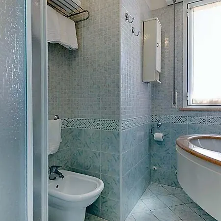 Amalfi 3* Ravena